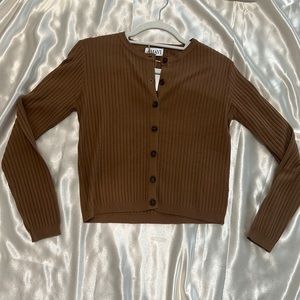 Ribbed button down Cardigan!